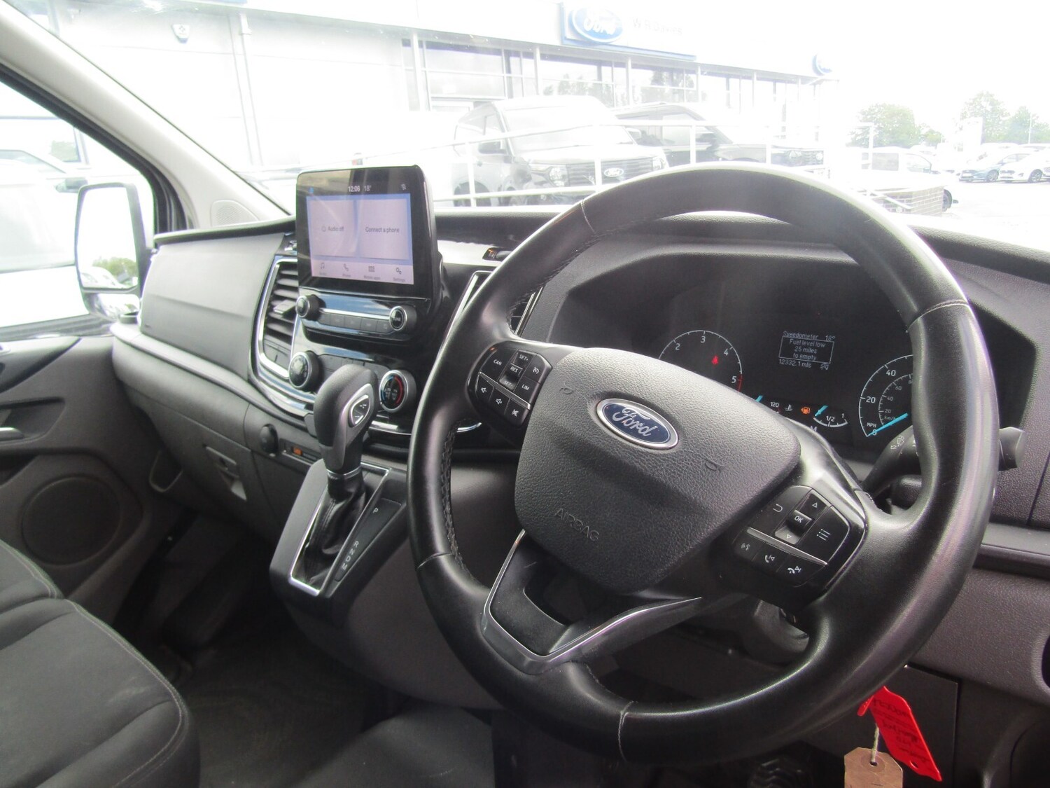Used Ford Transit Custom 2023 for sale - 76276856: Photo 17
