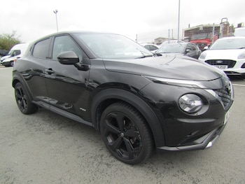 2022 - 1.6 Hybrid Premiere Edition 5dr Auto - 1 Owner / Sat Nav