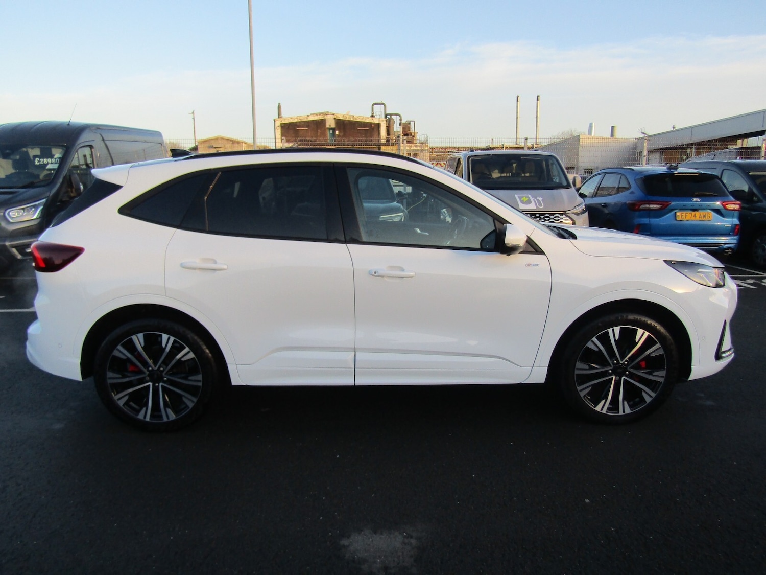 Used Ford Kuga 2025 for sale - 77151519: Photo 2