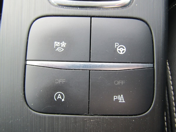 Used Ford Kuga 2022 for sale - 76276379: Photo 25