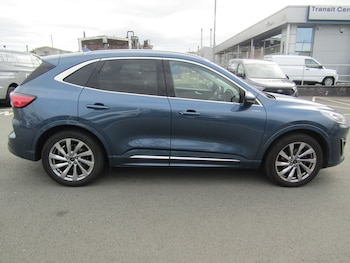 Used Ford Kuga 2022 for sale - 76276379: Photo 2