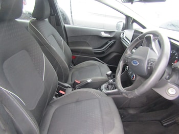 Used Ford Fiesta 2019 for sale - 77877547: Photo