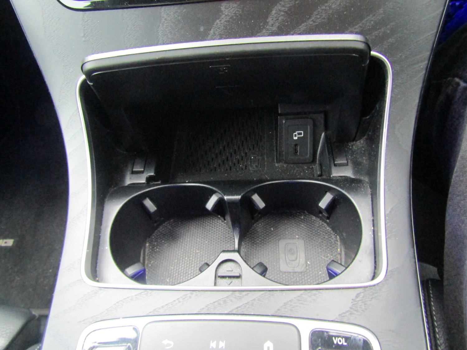 Used Mercedes-Benz GLC 2020 for sale - 76514722: Photo 32