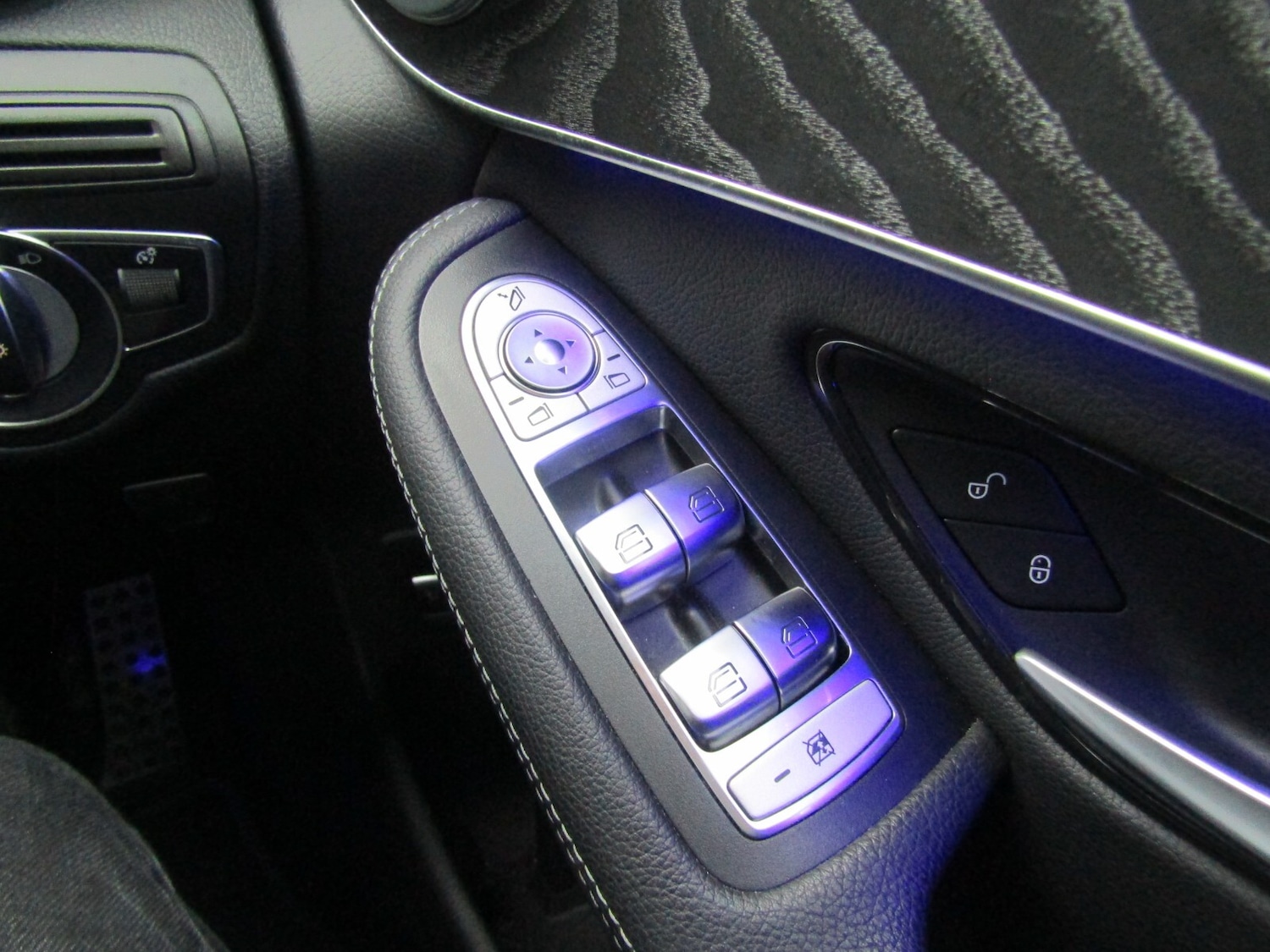 Used Mercedes-Benz GLC 2020 for sale - 76514722: Photo 38