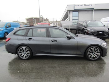 Used BMW 3 Series 2021 for sale - 77653105: Photo