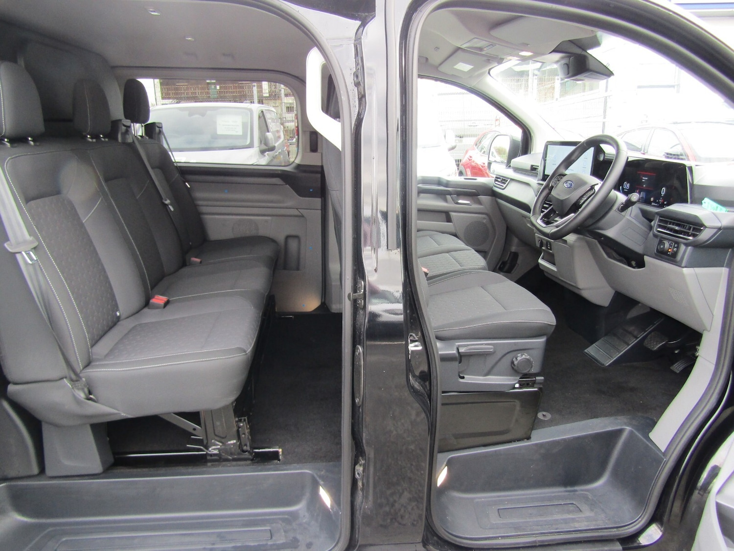 Used Ford Transit Custom 2025 for sale - 76404690: Photo 17
