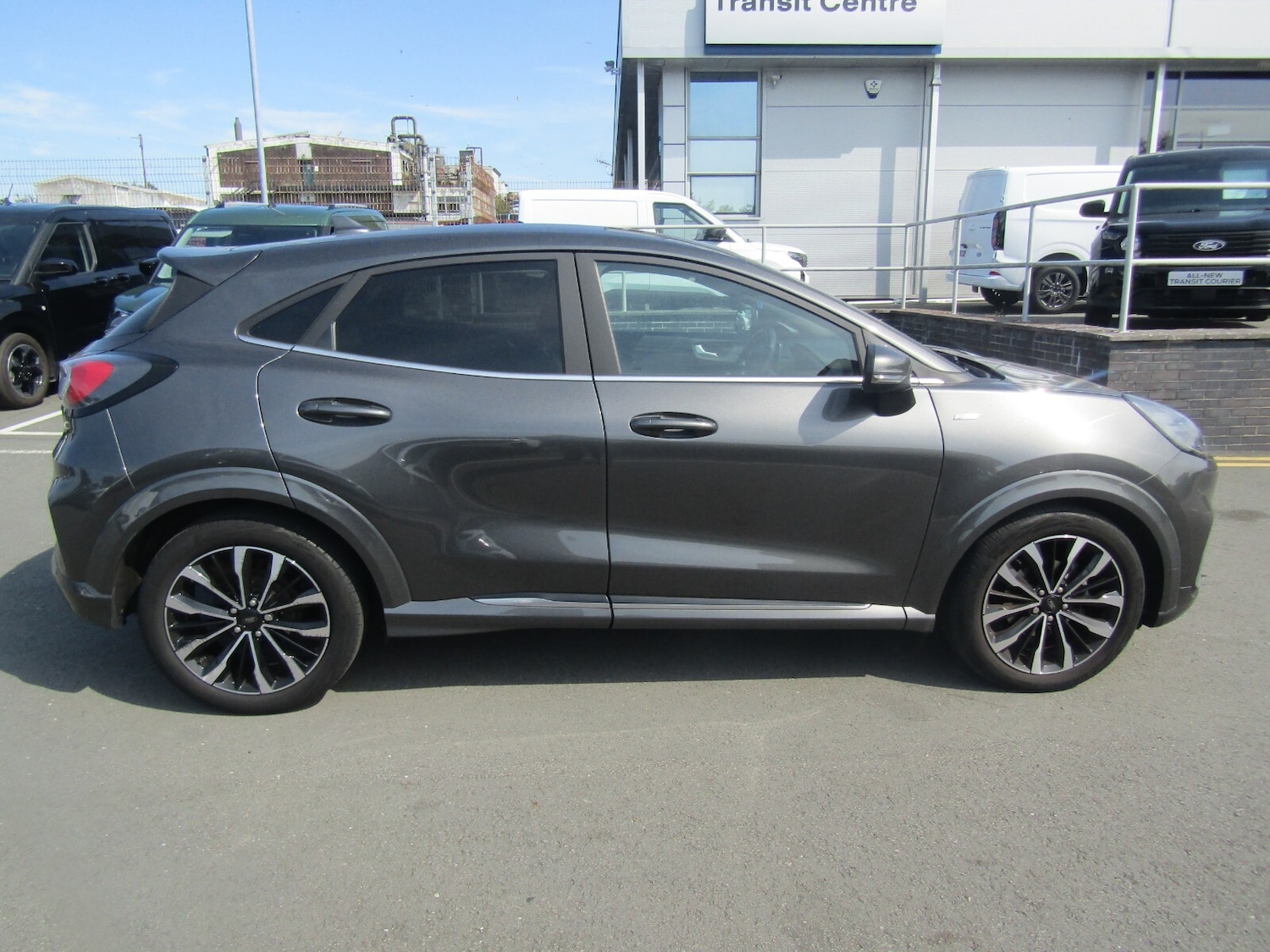 Used Ford Puma 2023 for sale - 76276370: Photo 2