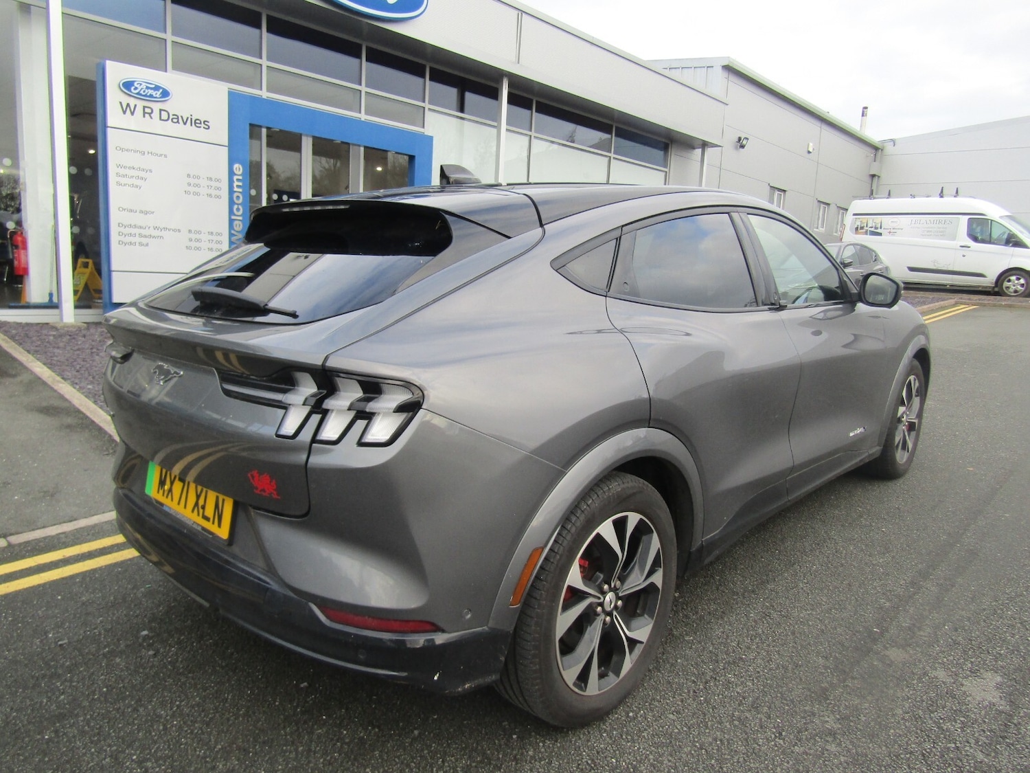 Used Ford Mustang Mach-E 2021 for sale - 76384497: Photo 2