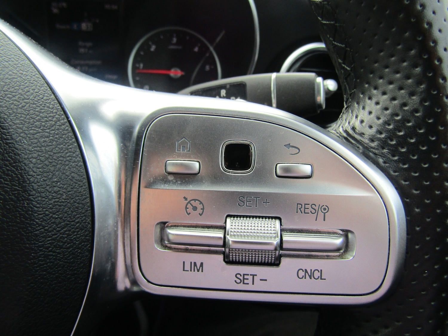 Used Mercedes-Benz C Class 2019 for sale - 78022288: Photo 21