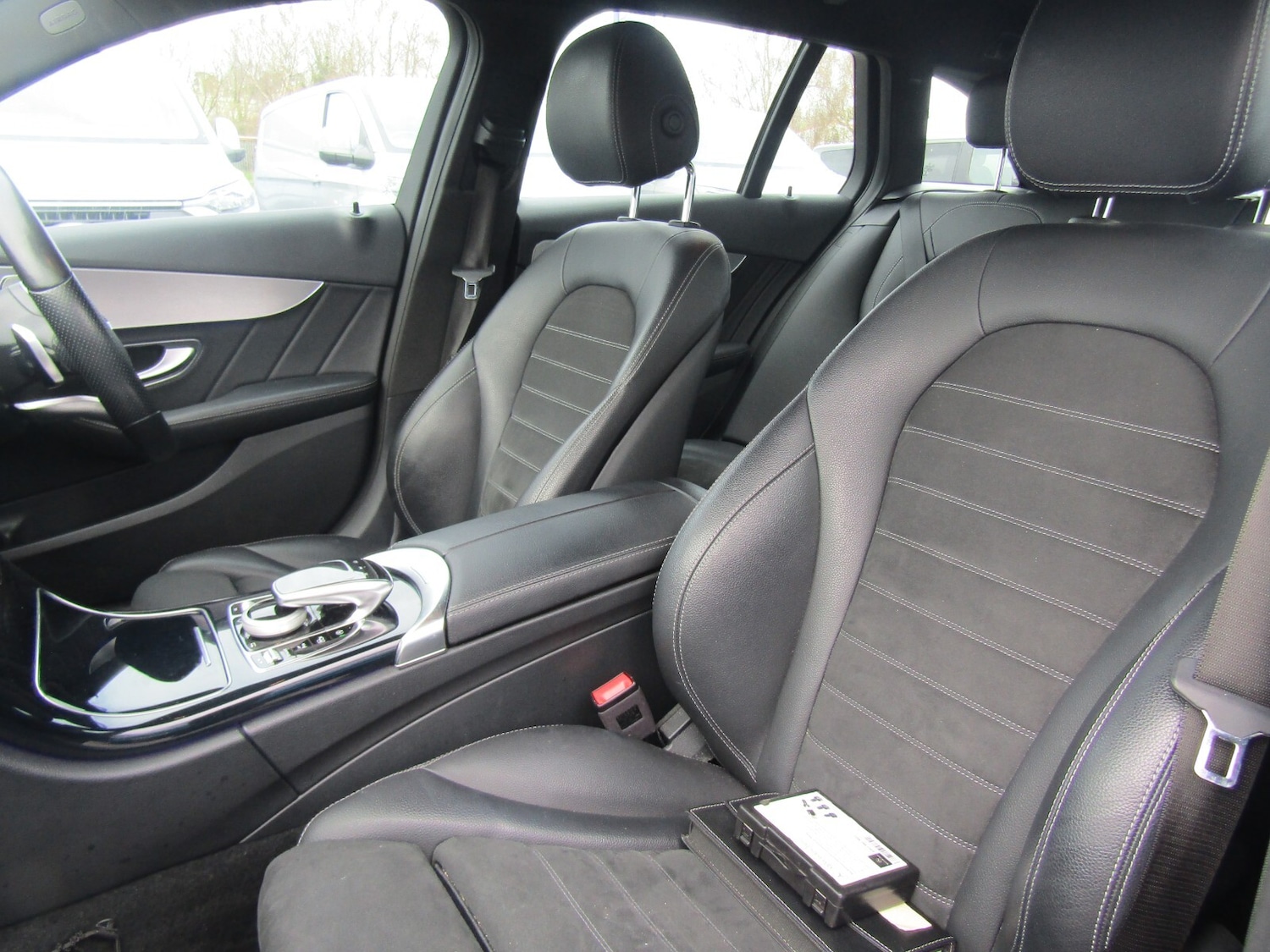 Used Mercedes-Benz C Class 2019 for sale - 78022288: Photo 5