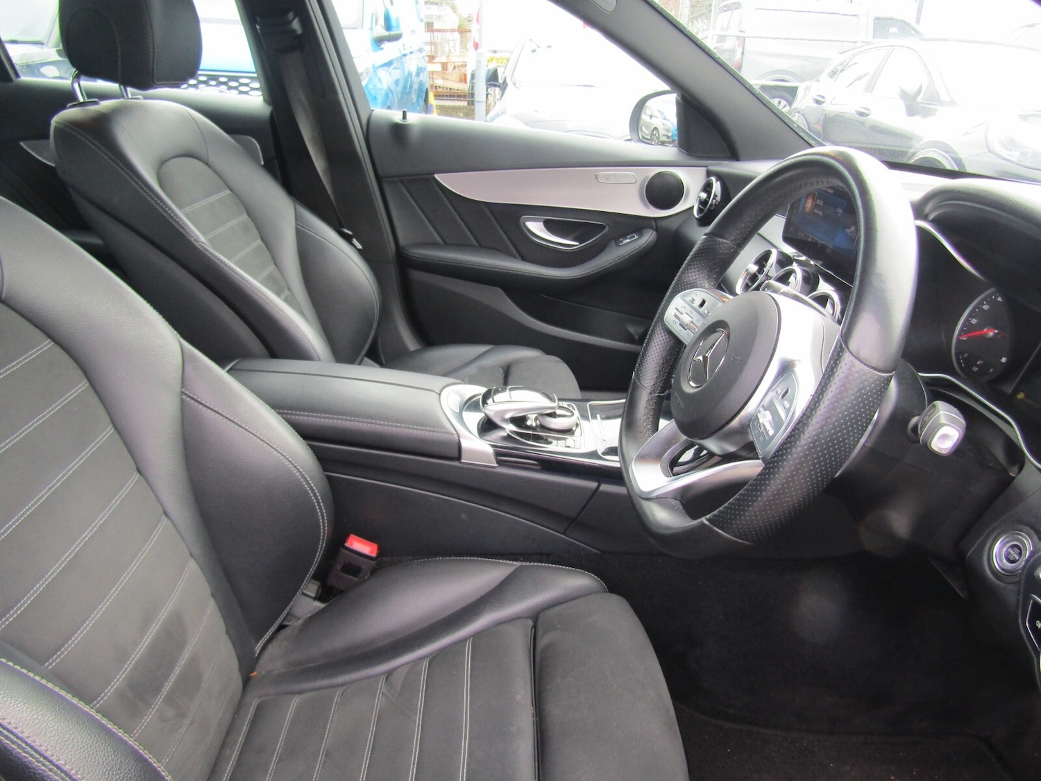 Used Mercedes-Benz C Class 2019 for sale - 78022288: Photo 8