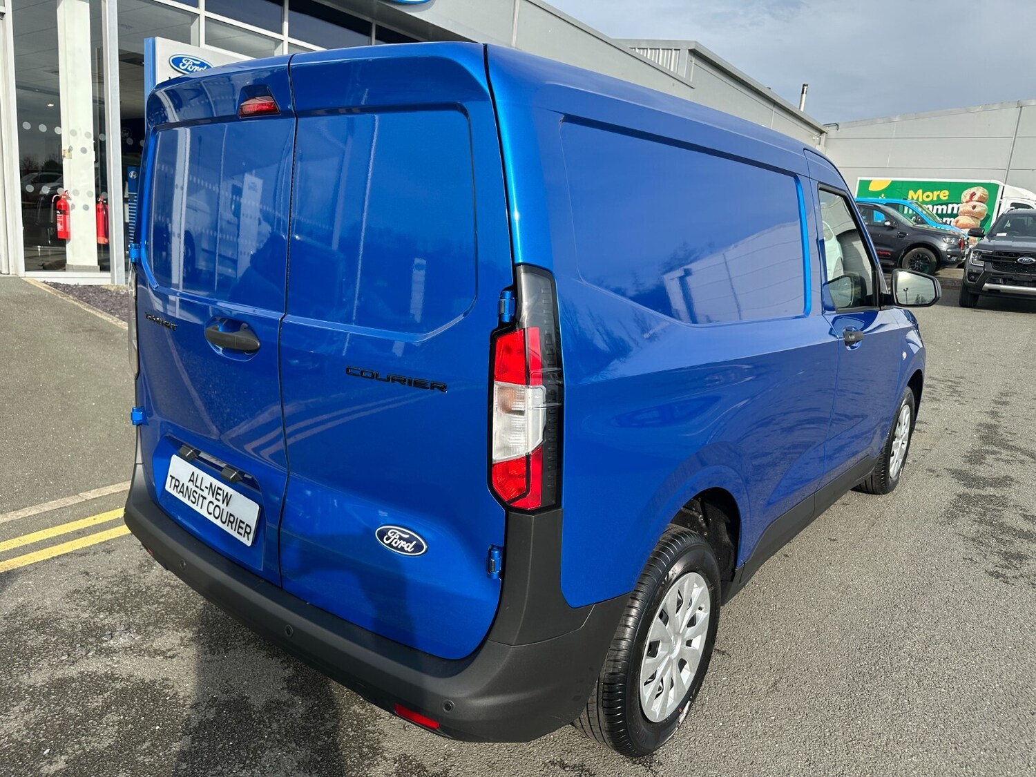 Used Ford Transit Courier for sale - 76622951: Photo 17