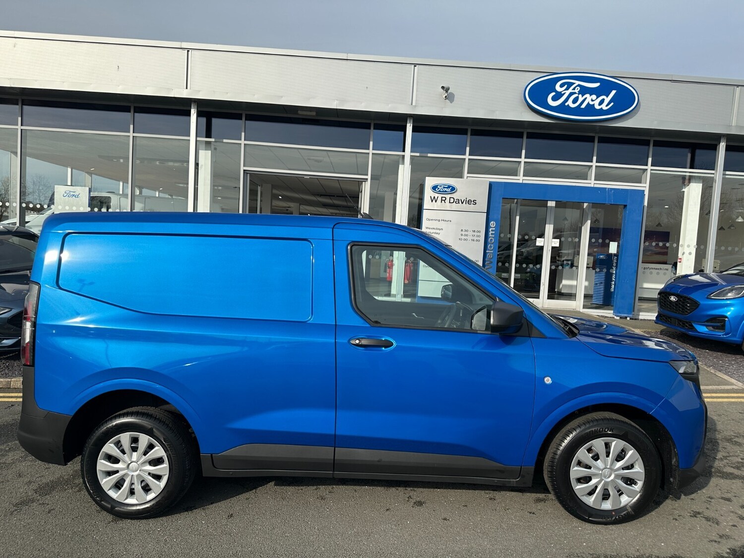Used Ford Transit Courier for sale - 76622951: Photo 18