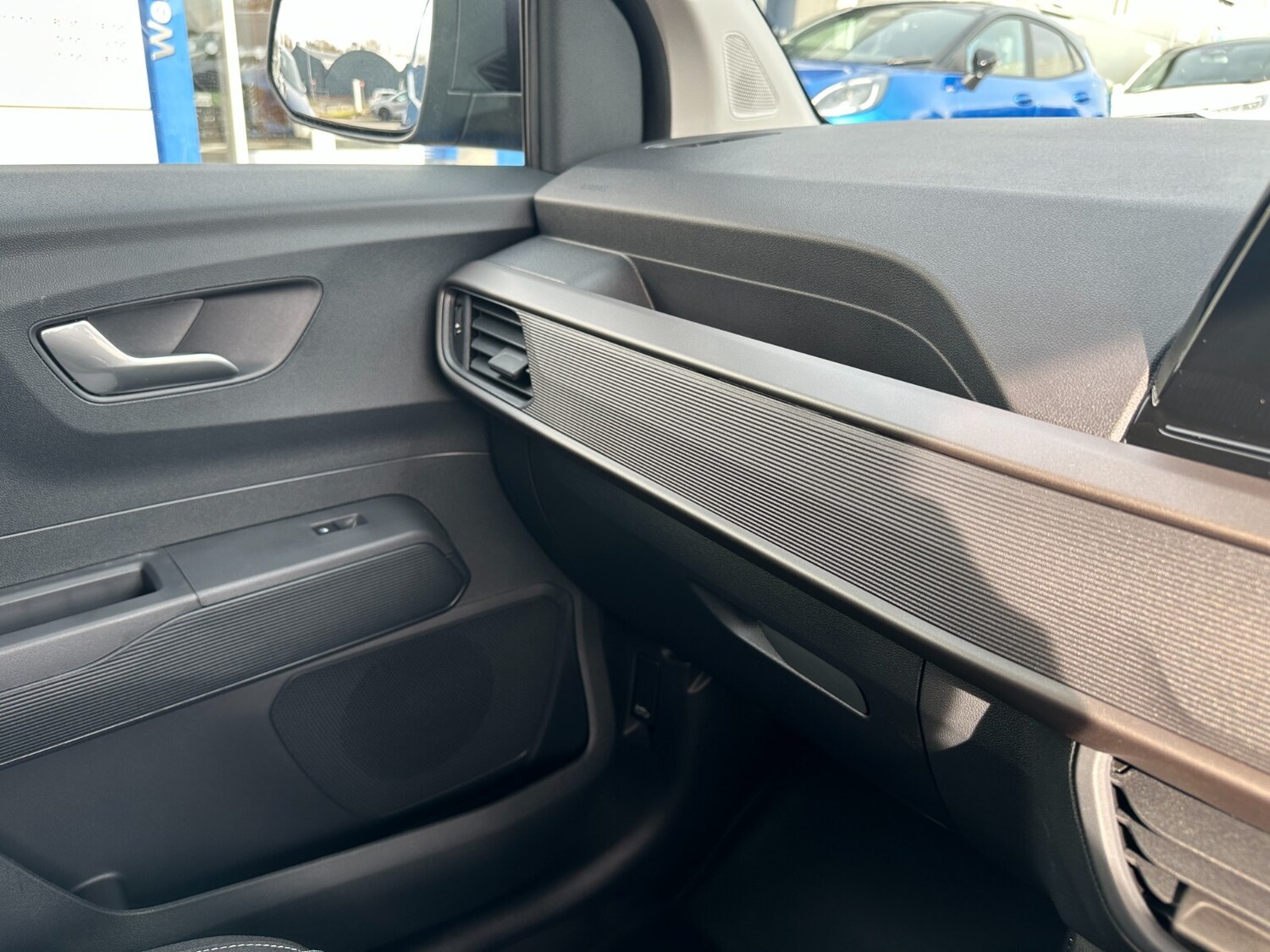 Used Ford Transit Courier for sale - 76622951: Photo 39