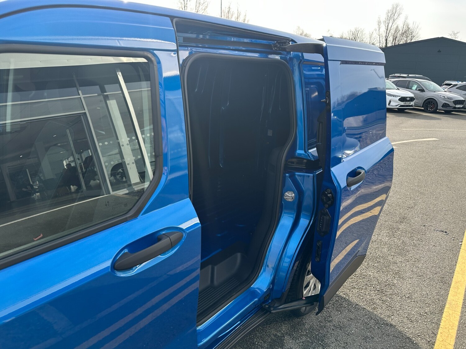 Used Ford Transit Courier for sale - 76622951: Photo 6
