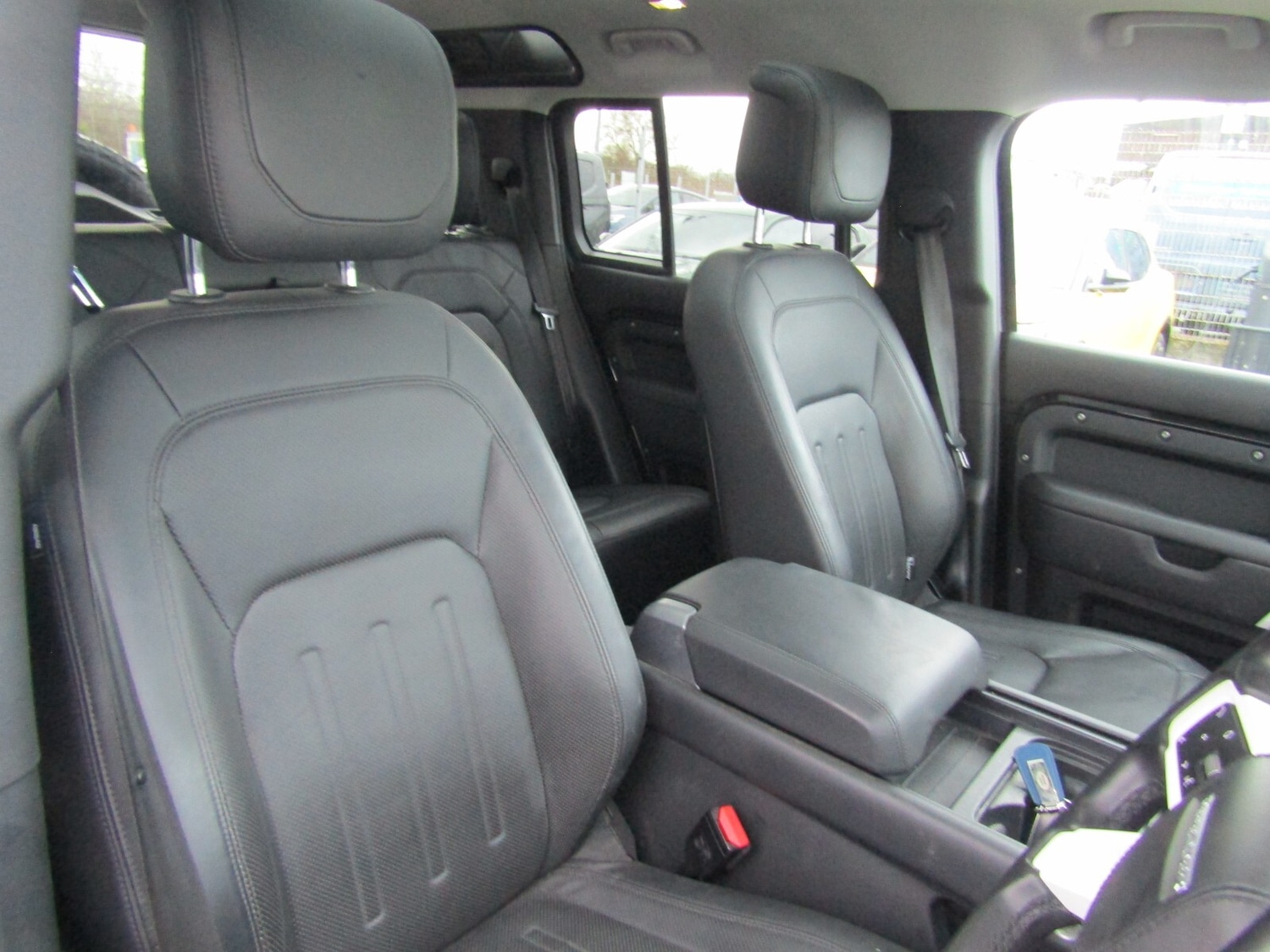 Used Land Rover Defender 2020 for sale - 77285677: Photo 15