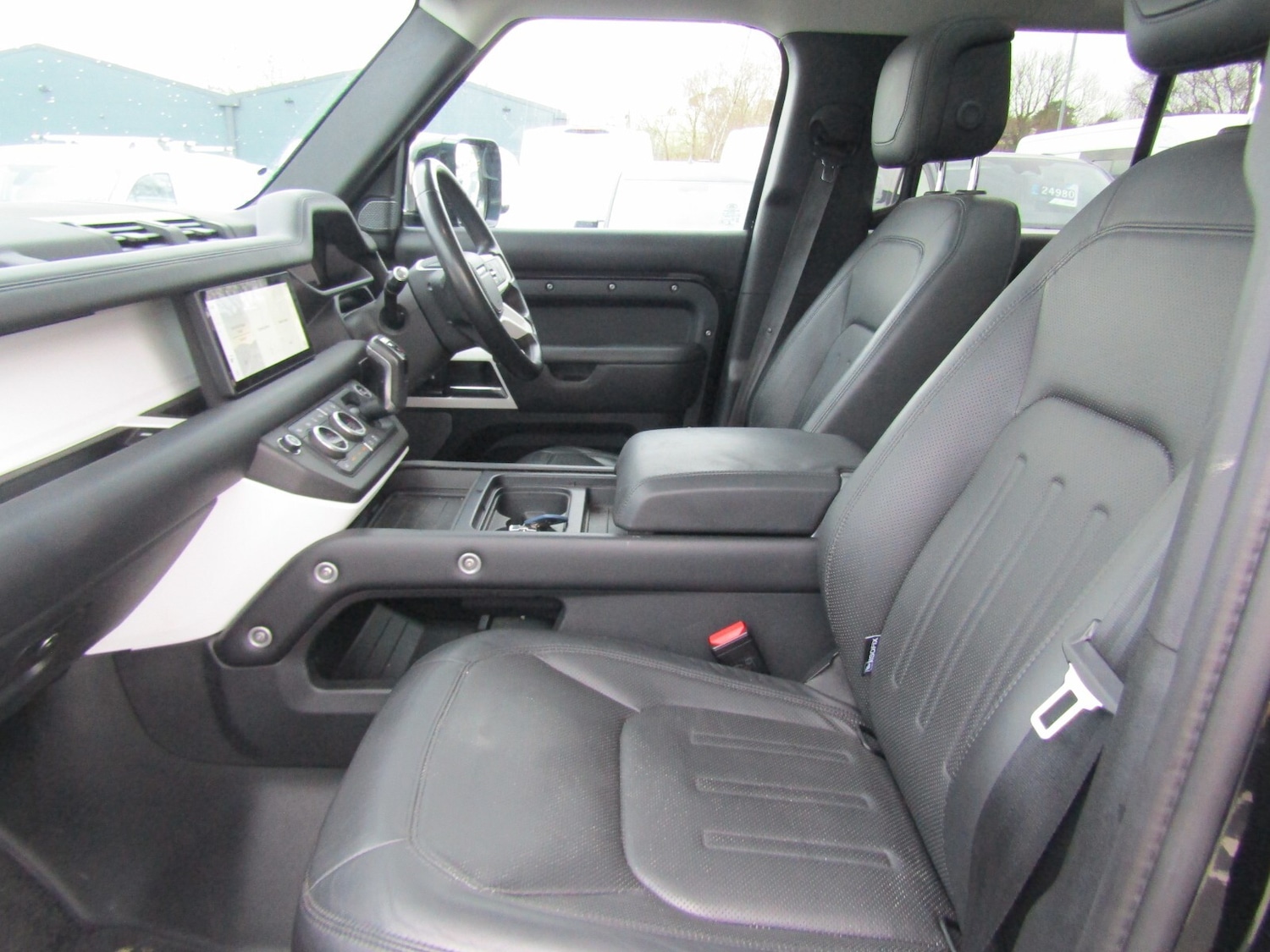 Used Land Rover Defender 2020 for sale - 77285677: Photo 7