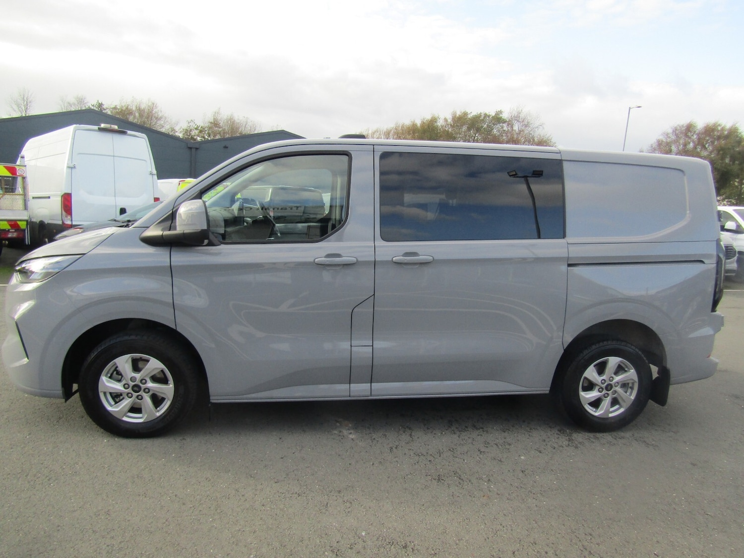 Used Ford Transit Custom 2025 for sale - 76366604: Photo 6