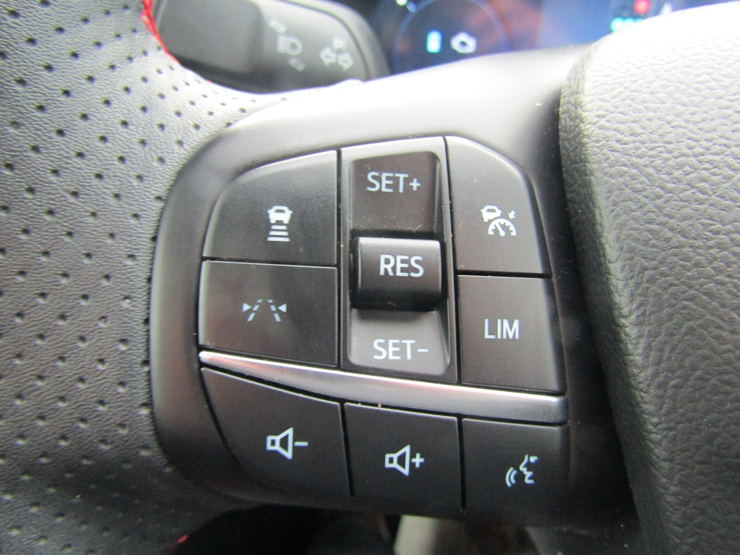 Used Ford Kuga 2024 for sale - 76428198: Photo 30