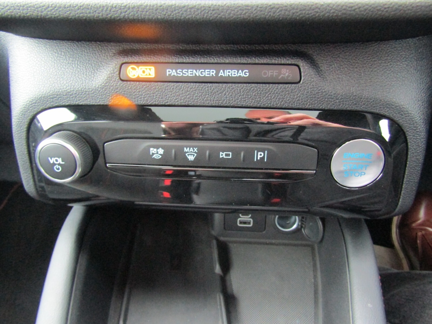 Used Ford Kuga 2024 for sale - 76428198: Photo 32