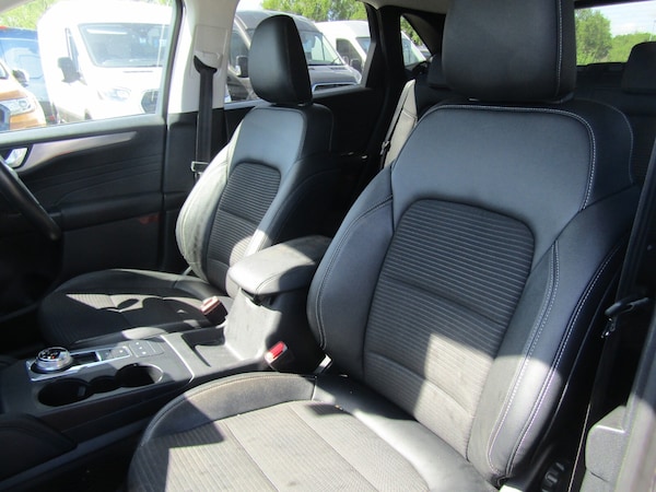 Used Ford Kuga 2021 for sale - 76276160: Photo 15