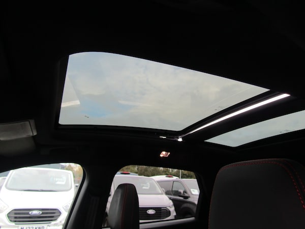 Used Ford Kuga 2024 for sale - 76276349: Photo 15
