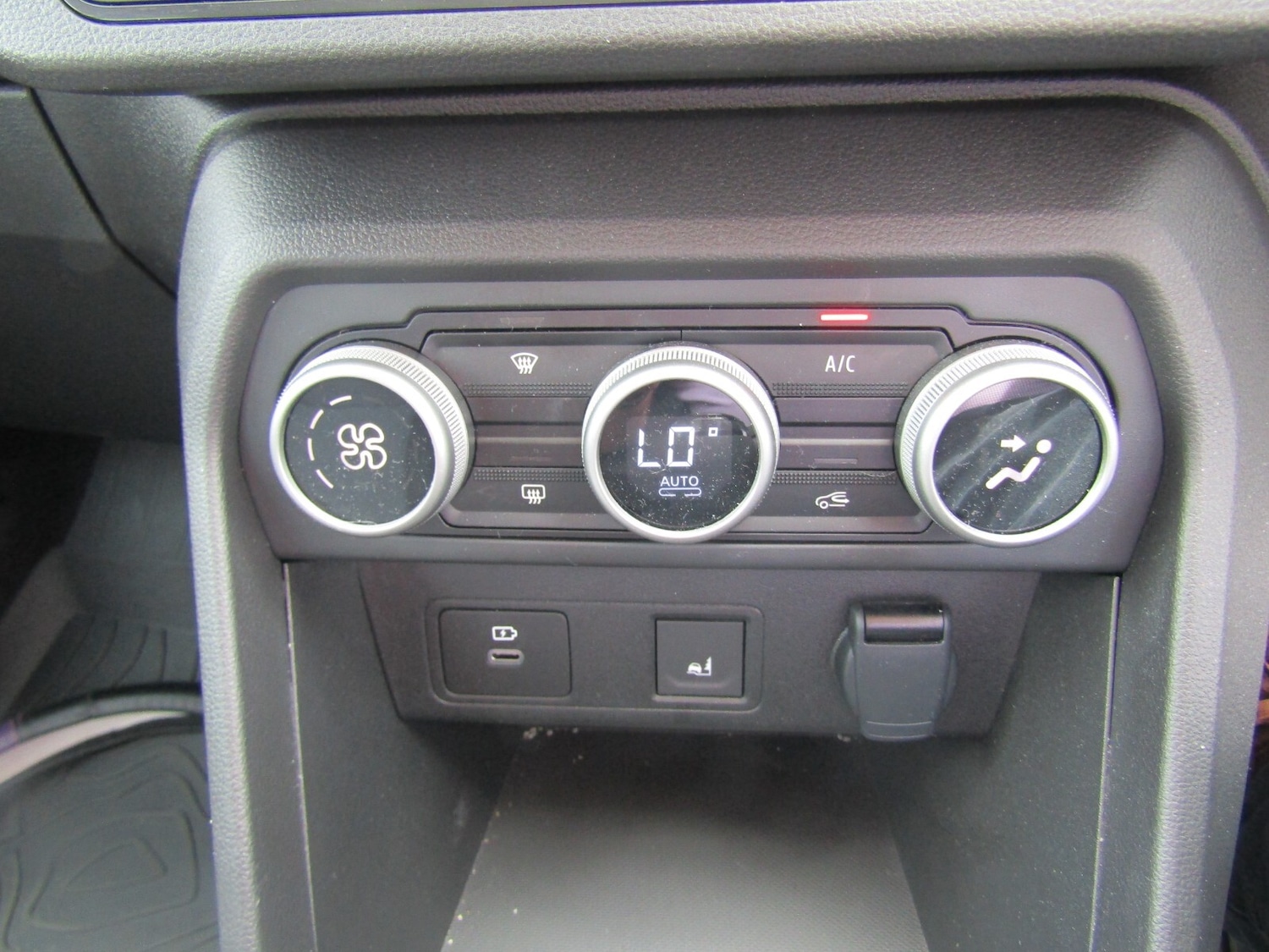 Used Dacia Sandero Stepway 2024 for sale - 76276344: Photo 21