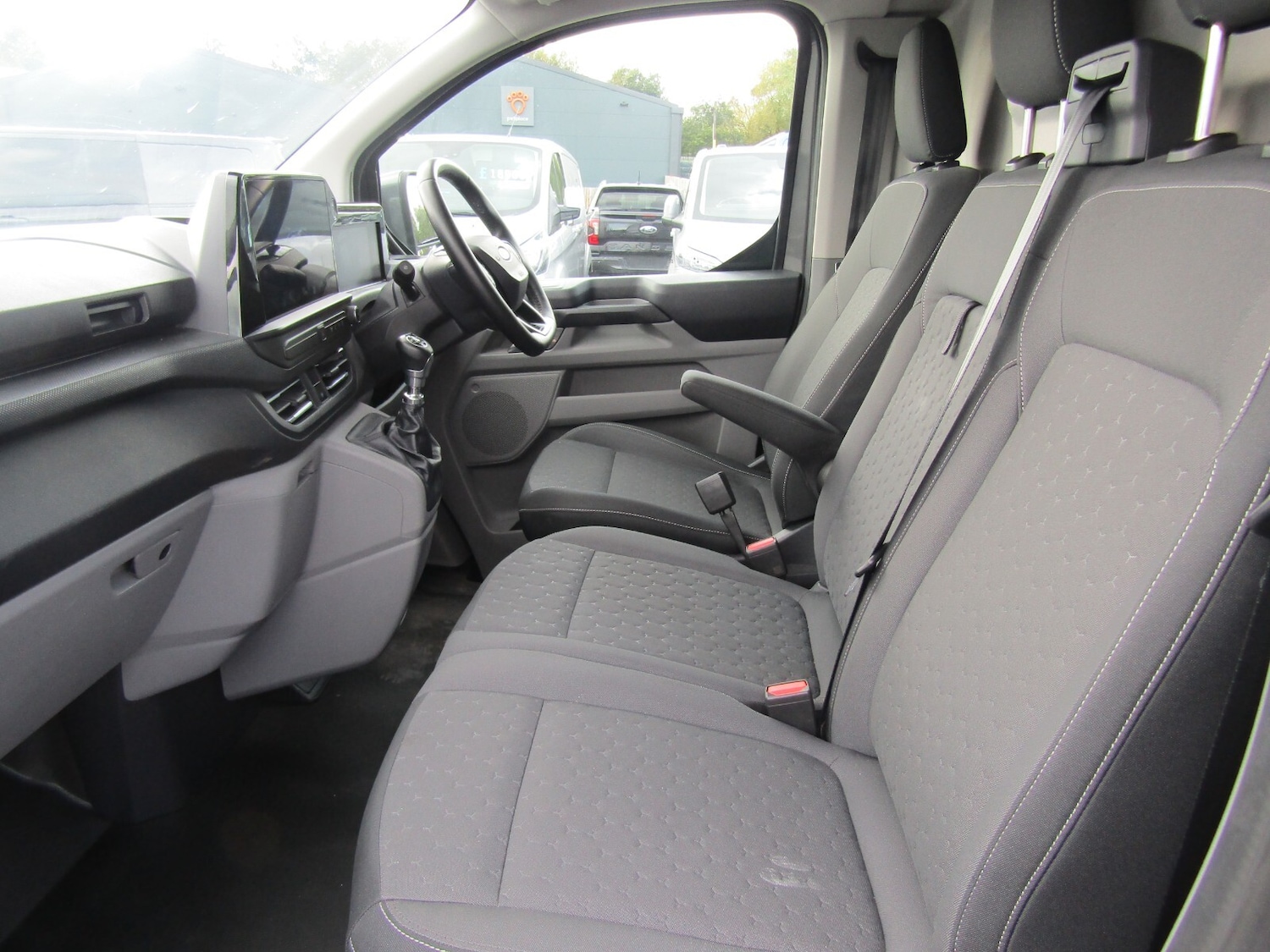 Used Ford Transit Custom 2024 for sale - 76276223: Photo 15