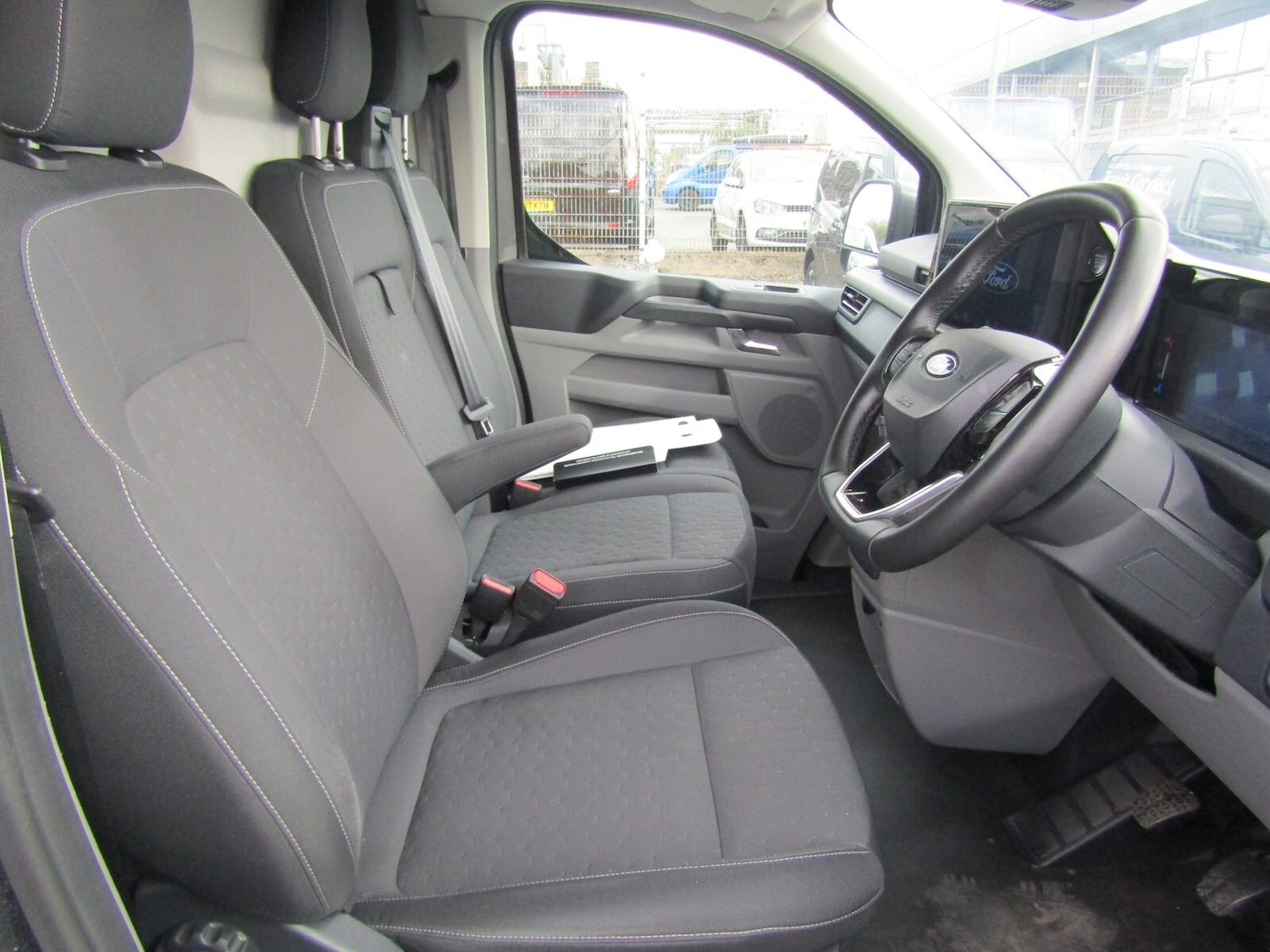 Used Ford Transit Custom 2024 for sale - 76276223: Photo 18