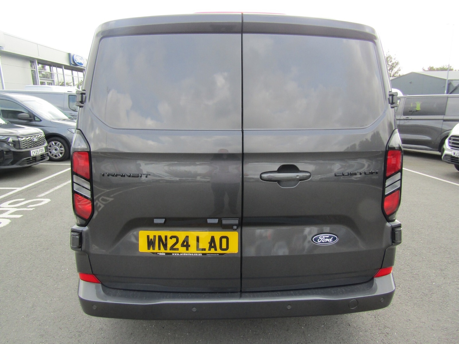 Used Ford Transit Custom 2024 for sale - 76276223: Photo 4