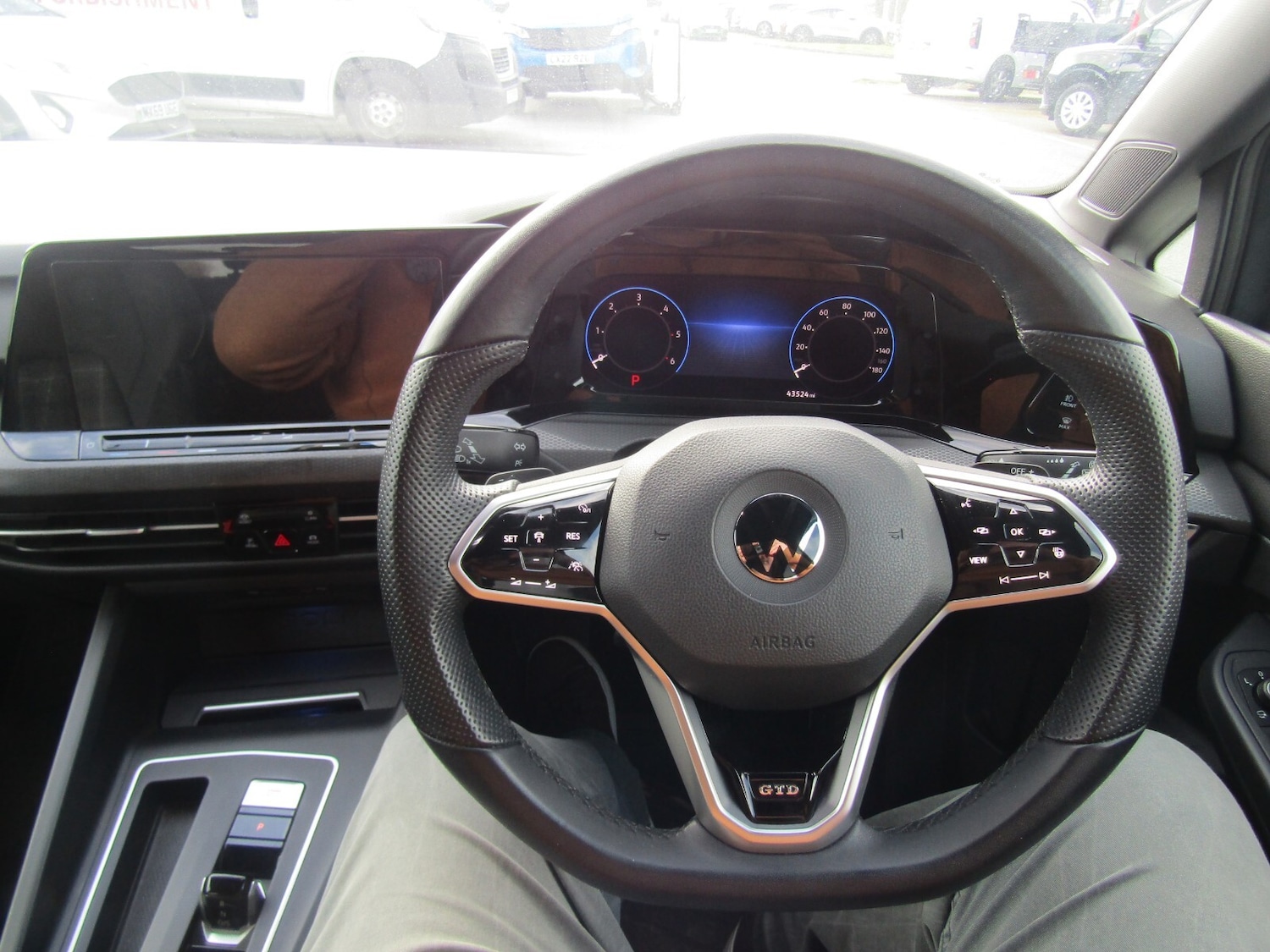 Used Volkswagen Golf 2020 for sale - 77917950: Photo 21