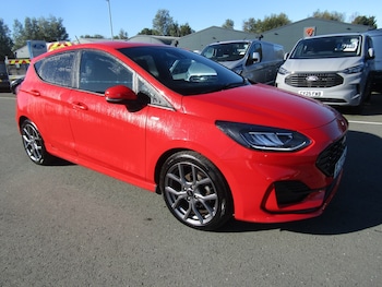 2022 - 1.0T EcoBoost Hybrid mHEV 125 ST-Line Edition 5dr - 1 Owner / Low Miles