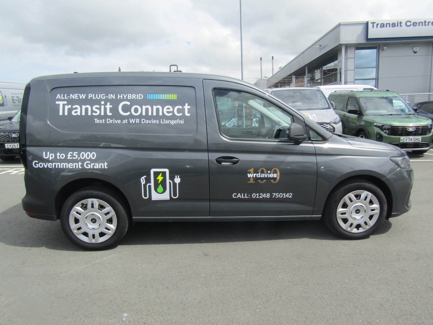 Used Ford Transit Connect 2025 for sale - 76276803: Photo 2
