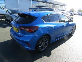 Used Ford Focus 2022 for sale - 76302293: Photo