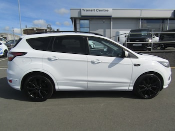Used Ford Kuga 2017 for sale - 76276644: Photo