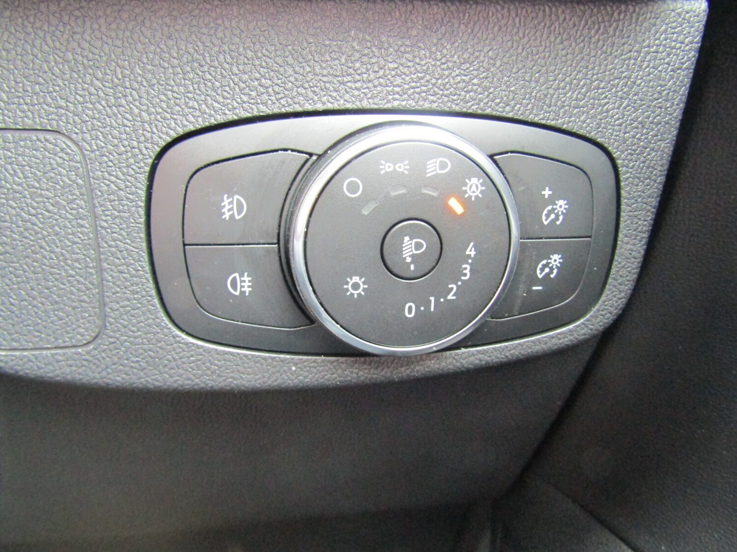 Used Ford Focus 2023 for sale - 76276720: Photo 32