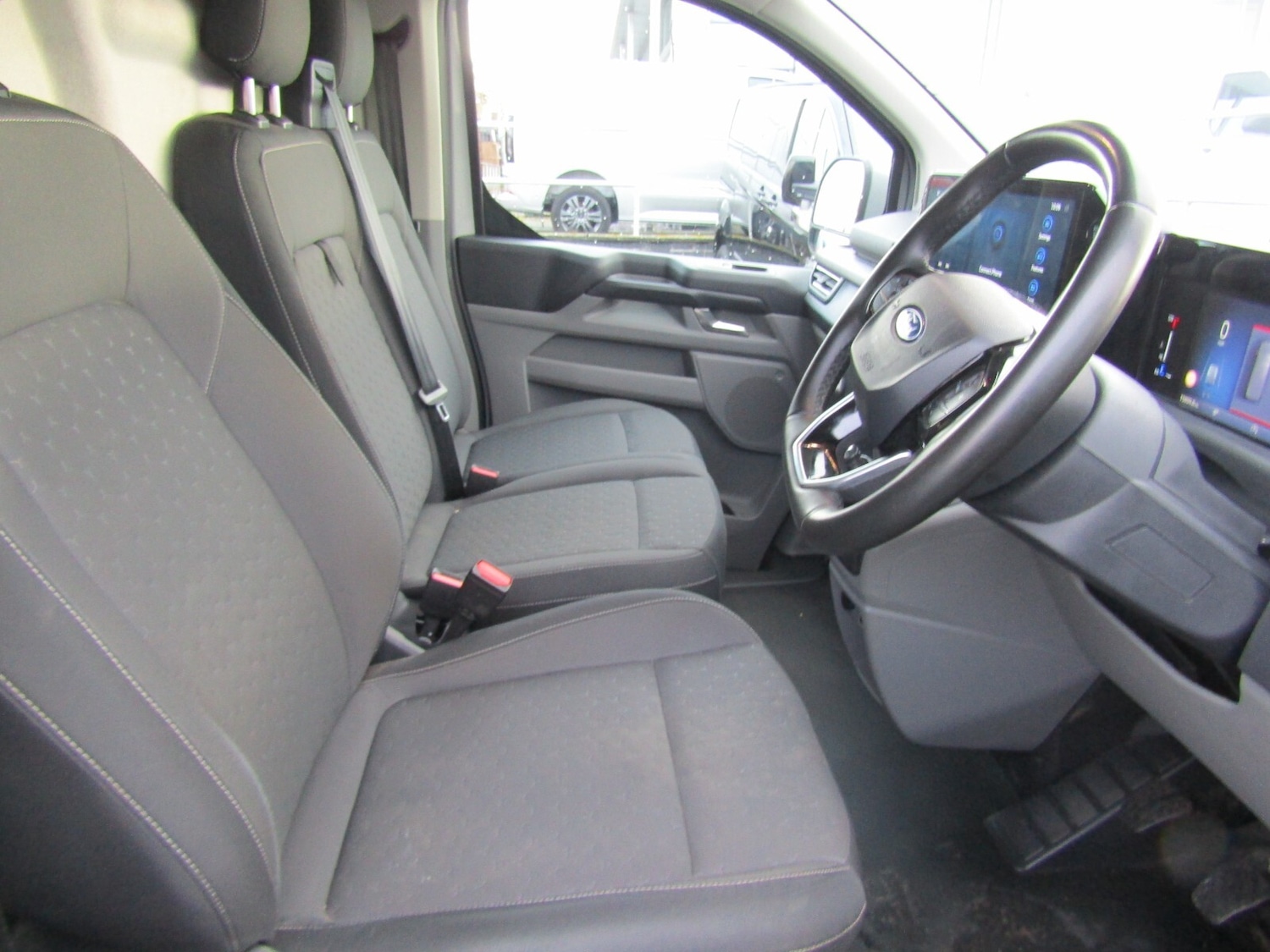 Used Ford Transit Custom 2024 for sale - 77274136: Photo 21
