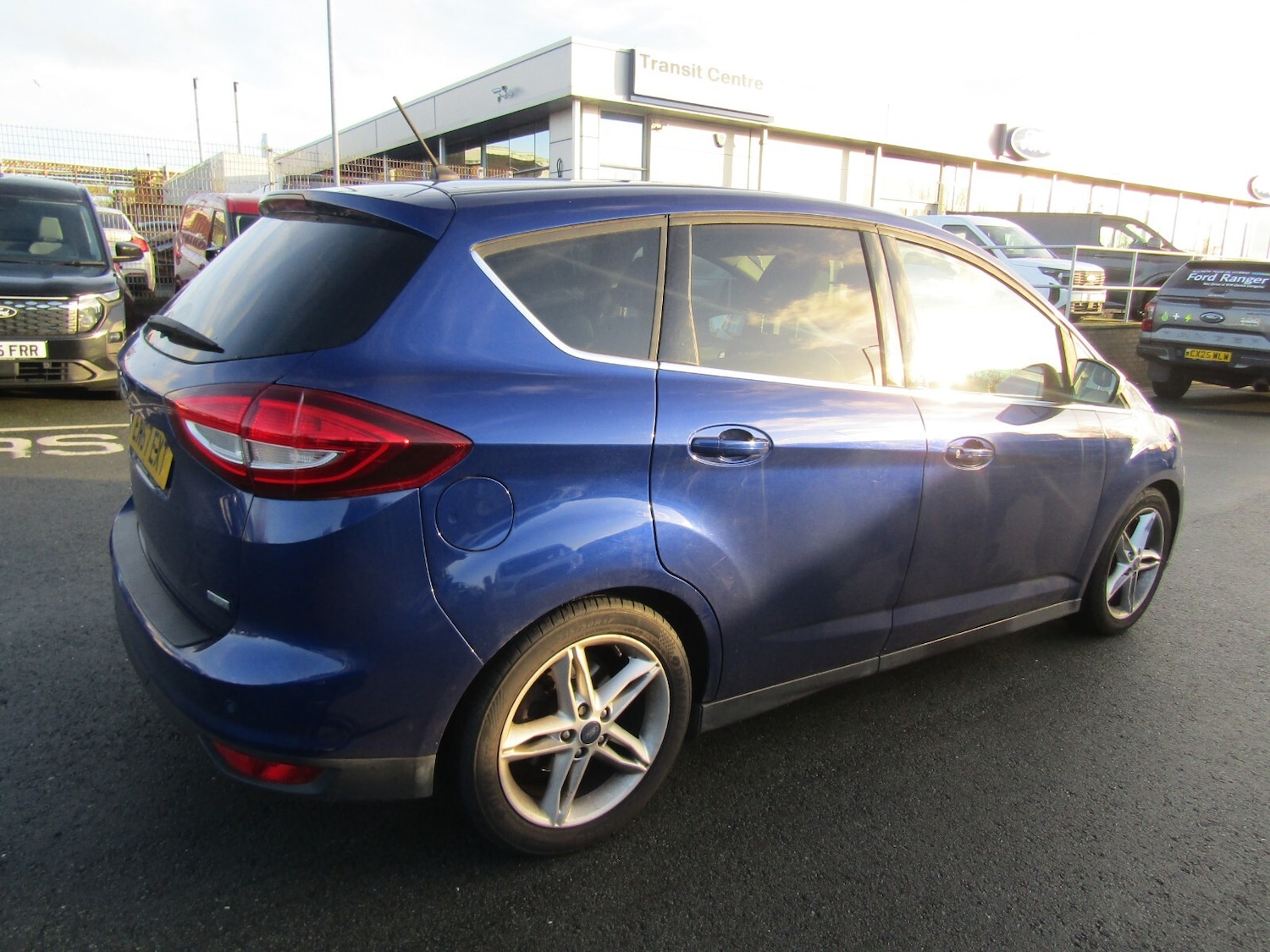 Used Ford C-Max 2018 for sale - 76927856: Photo 3