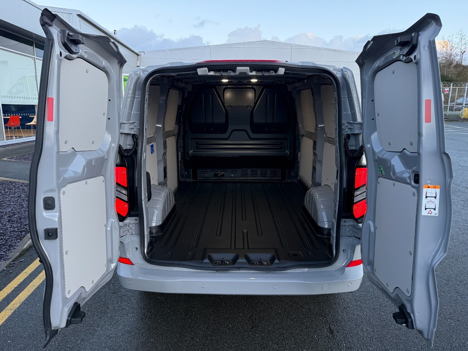 Used Ford Transit Custom for sale - 76647977: Photo 15