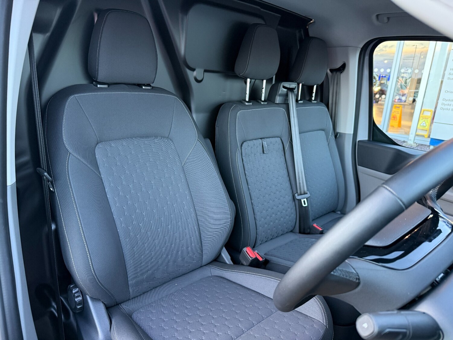 Used Ford Transit Custom for sale - 76647977: Photo 25