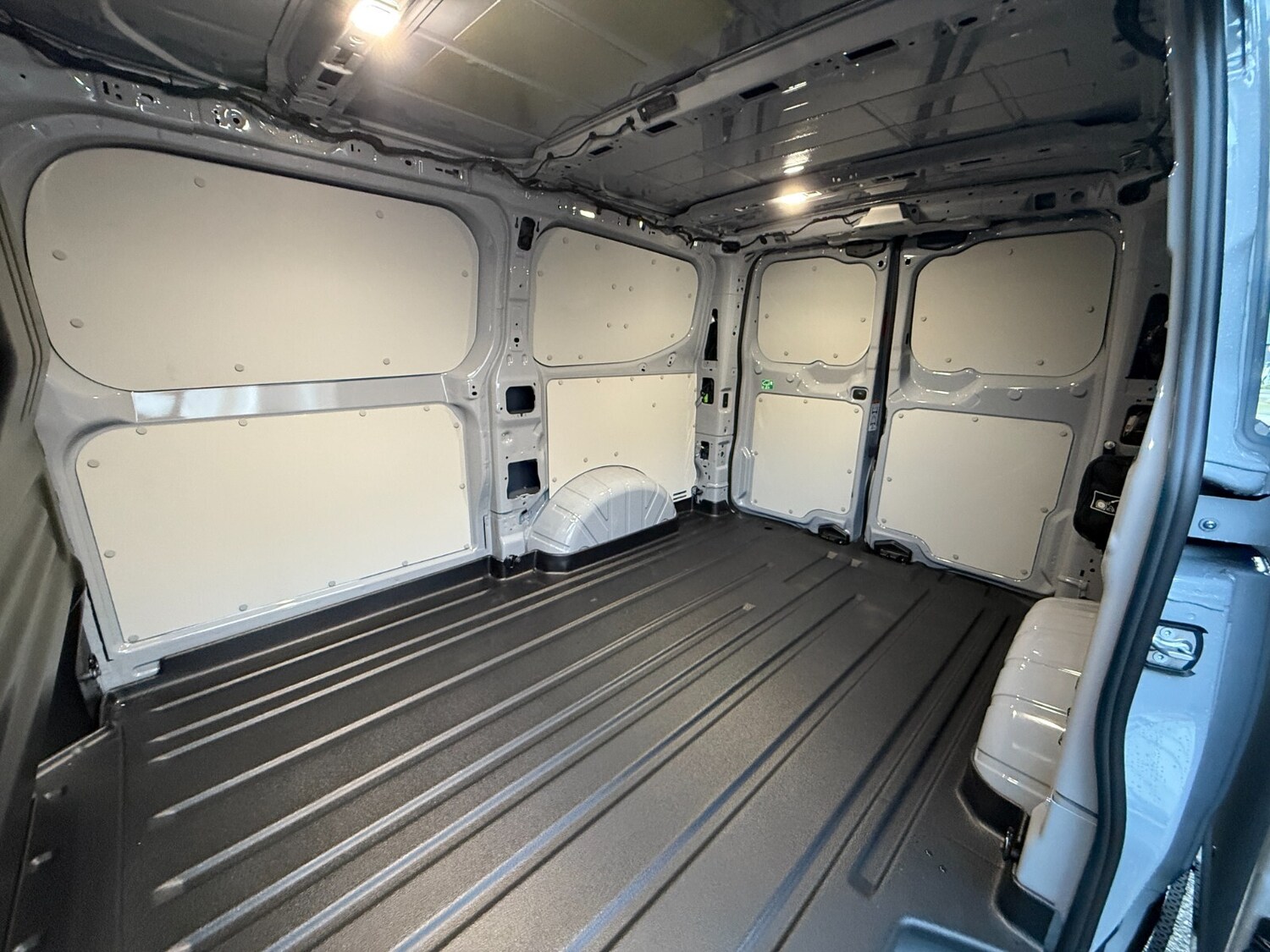 Used Ford Transit Custom for sale - 76647977: Photo 6