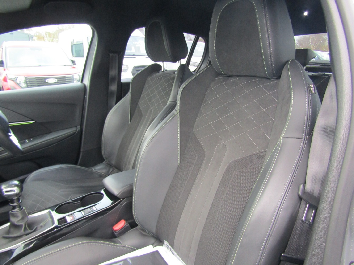 Used Peugeot 208 2022 for sale - 77105986: Photo 13