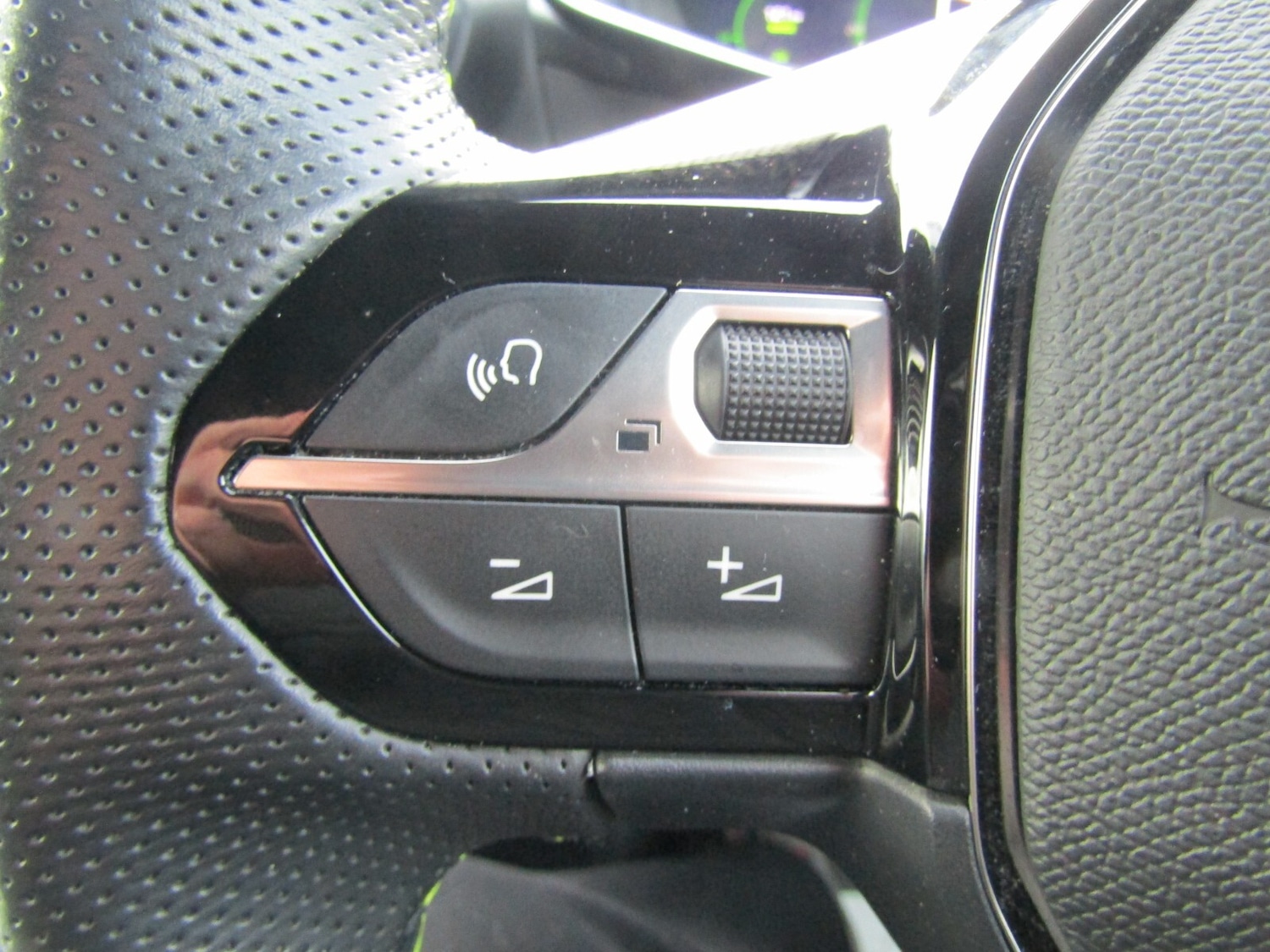 Used Peugeot 208 2022 for sale - 77105986: Photo 24