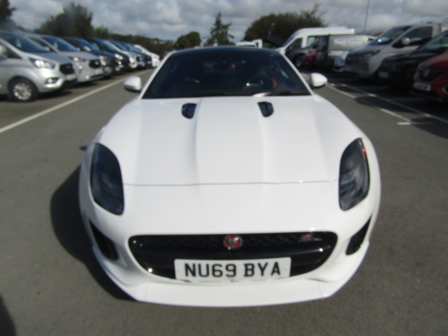Used Jaguar F-Type 2019 for sale - 76276753: Photo 10