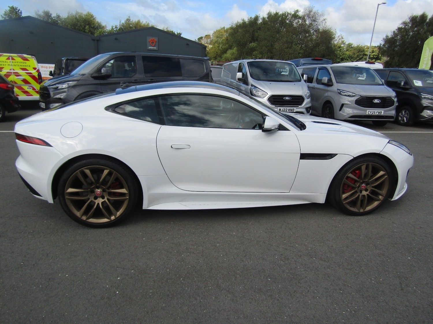 Used Jaguar F-Type 2019 for sale - 76276753: Photo 2