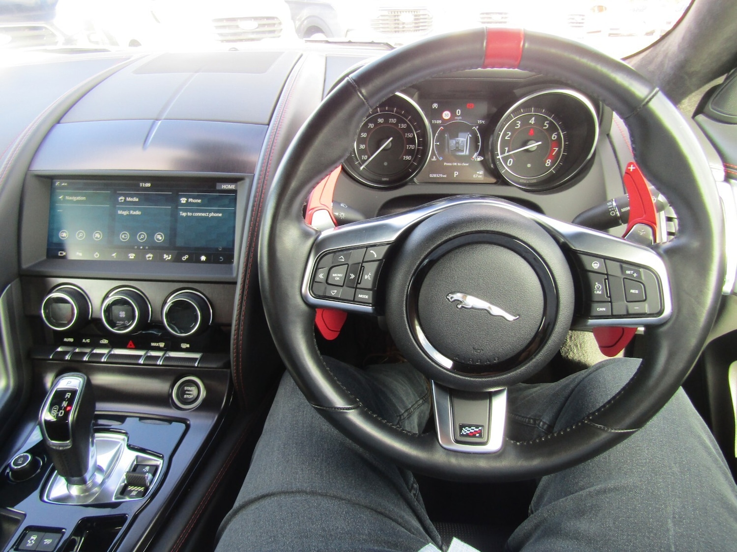 Used Jaguar F-Type 2019 for sale - 76276753: Photo 24