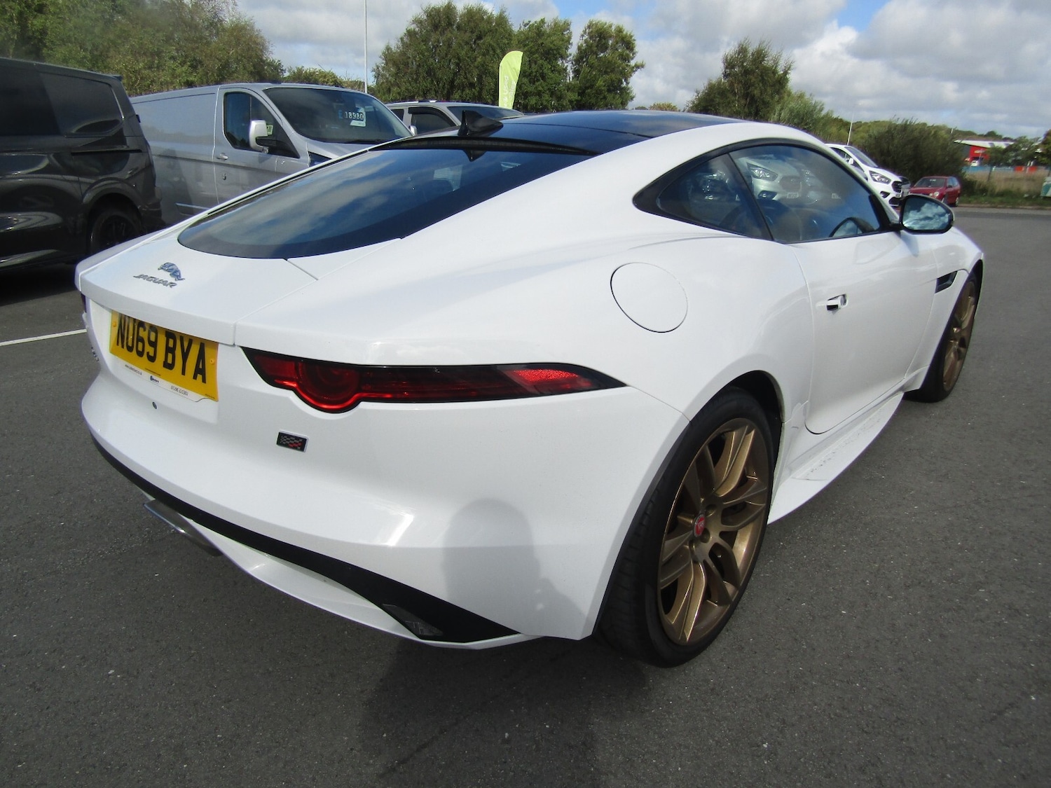 Used Jaguar F-Type 2019 for sale - 76276753: Photo 3