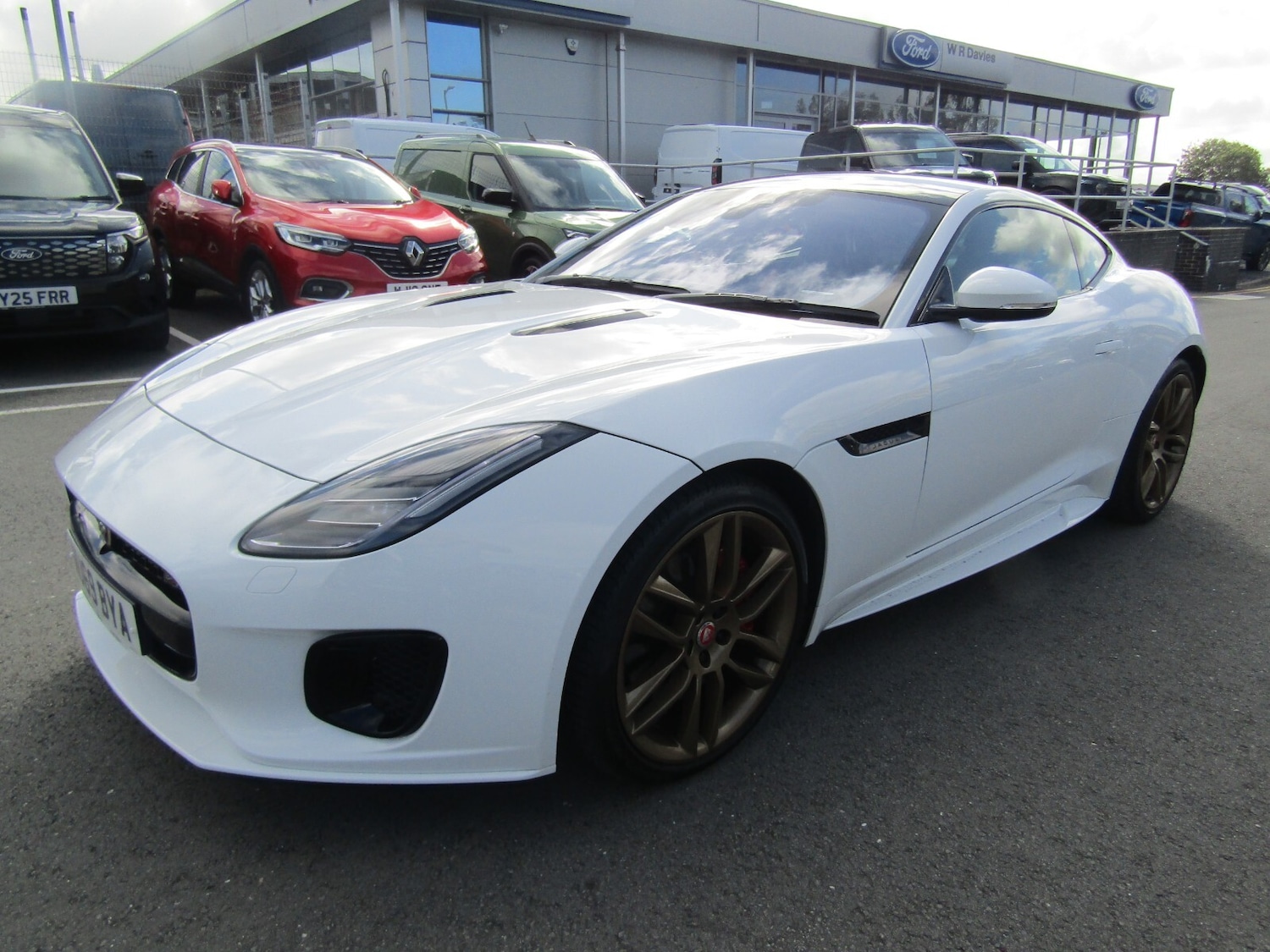 Used Jaguar F-Type 2019 for sale - 76276753: Photo 5