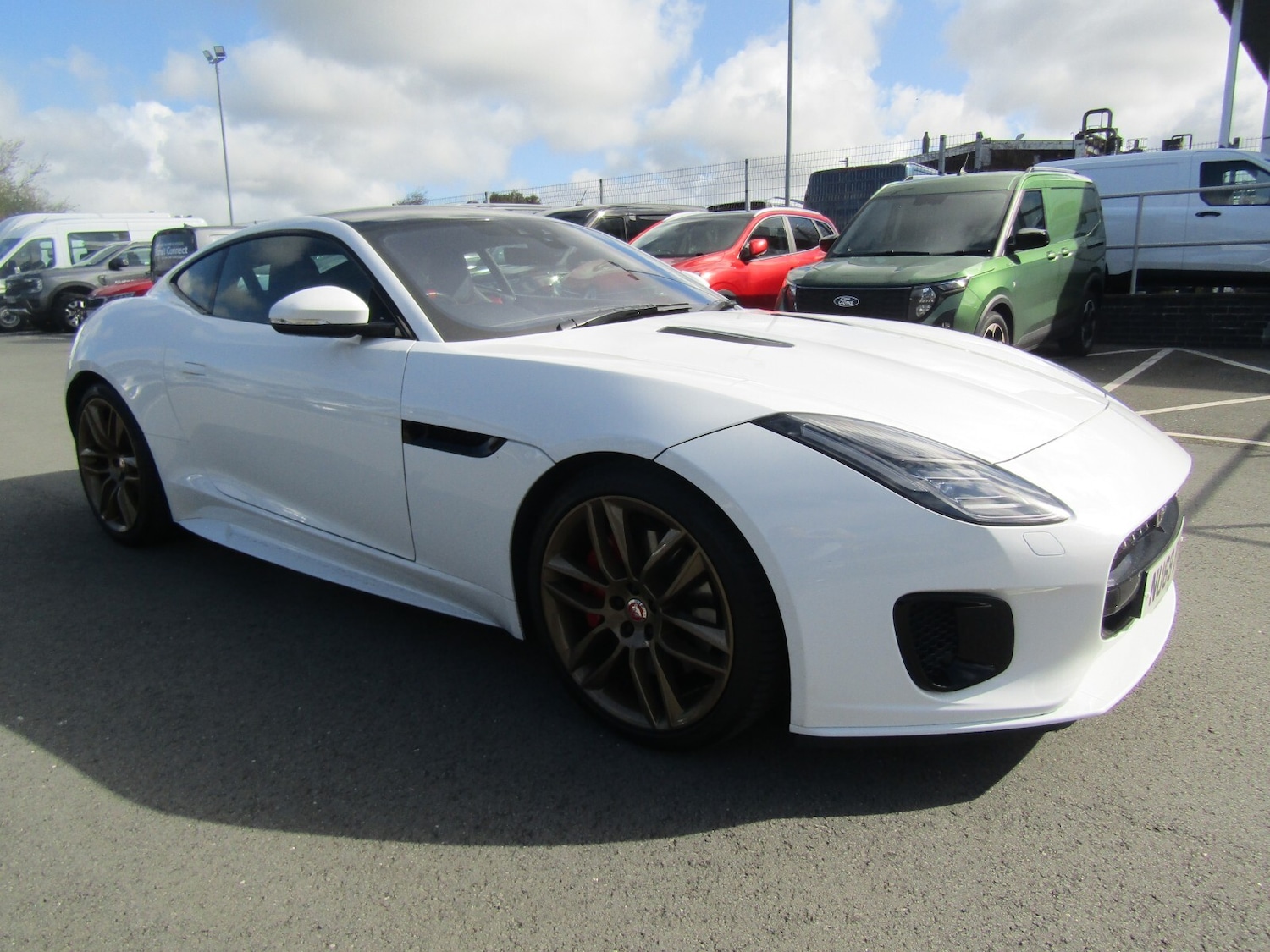 Used Jaguar F-Type 2019 for sale - 76276753: Photo 6