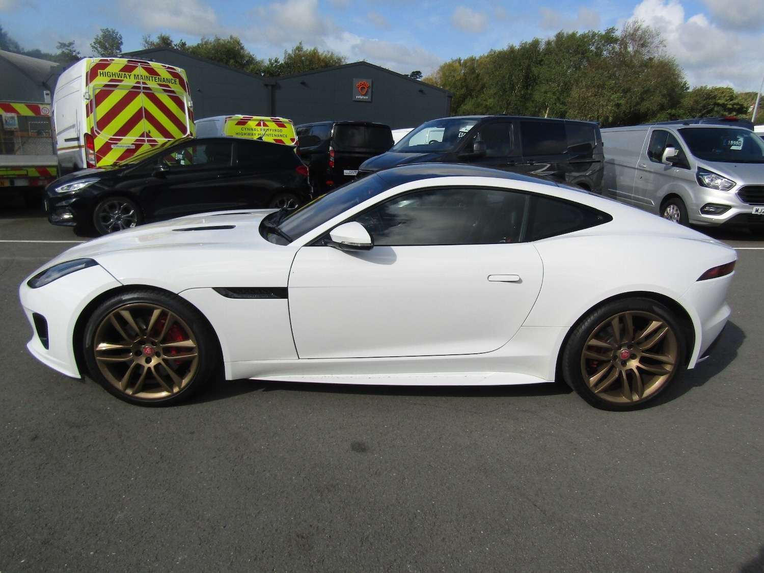 Used Jaguar F-Type 2019 for sale - 76276753: Photo 7